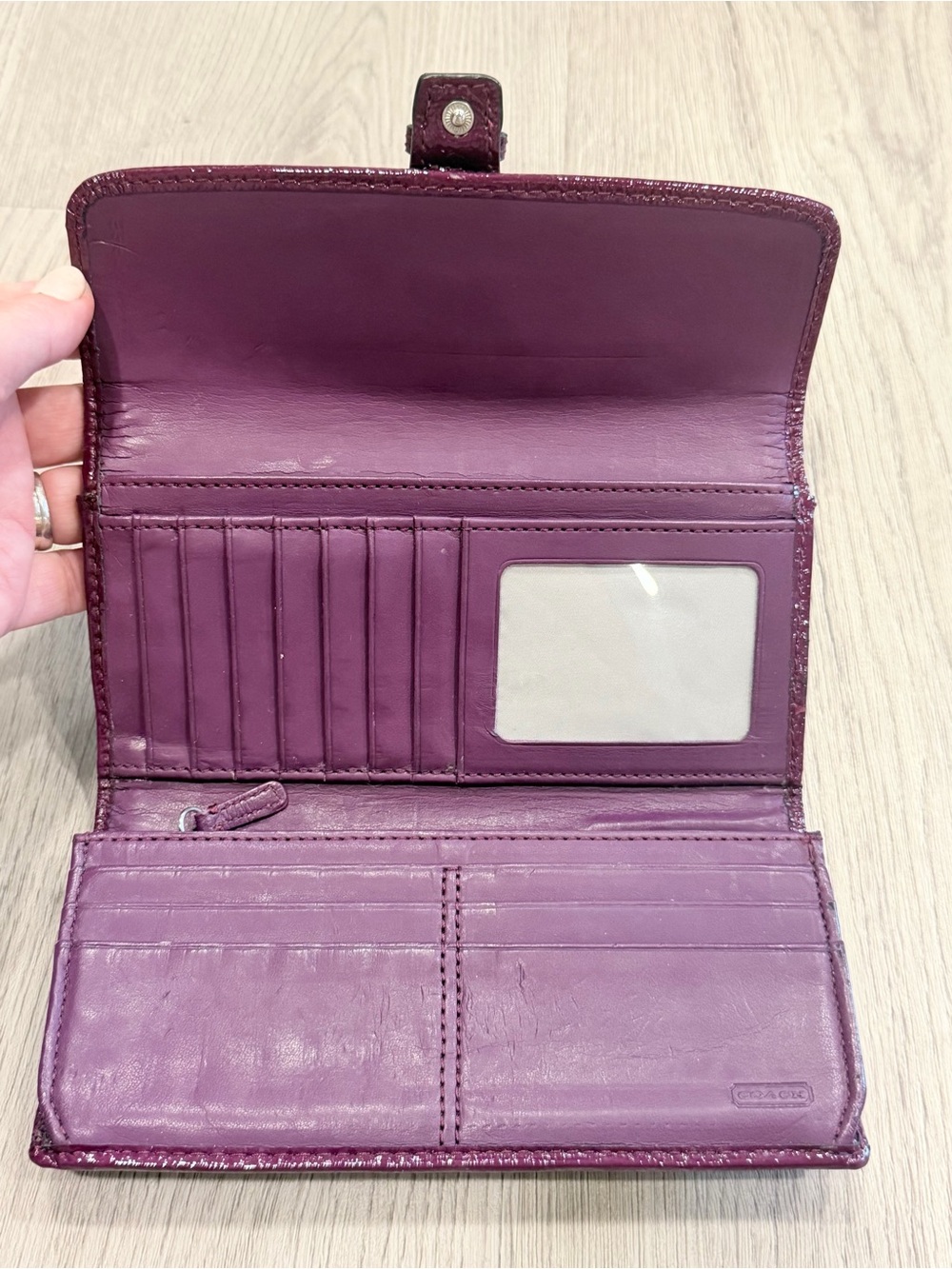 Coach Patent Leather Wallet in Berry - Picture 3 of 4